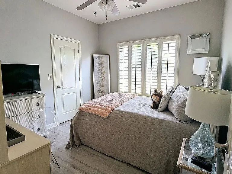 220 High Ridge Dr — Photo 16