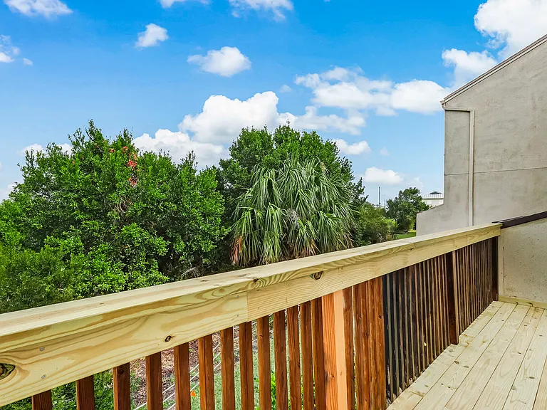 925 Tarpon Ave — Photo 30