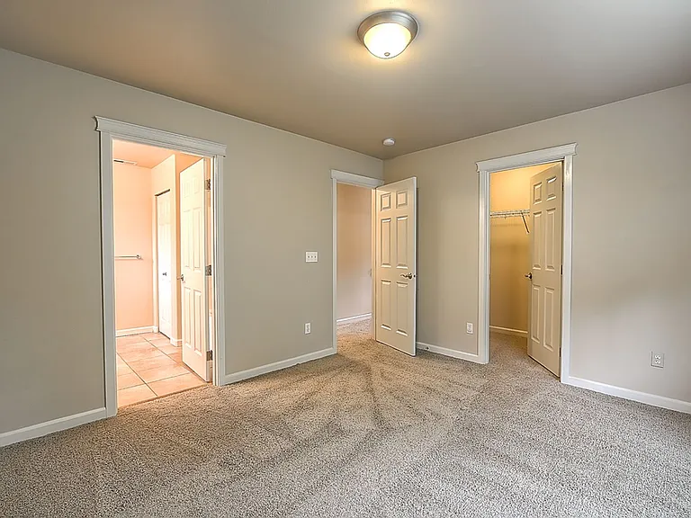 7617 Orchard Ave SE — Photo 13