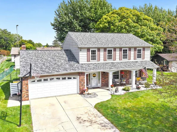 1406 Cherry Ln, Auburn, IN 46706