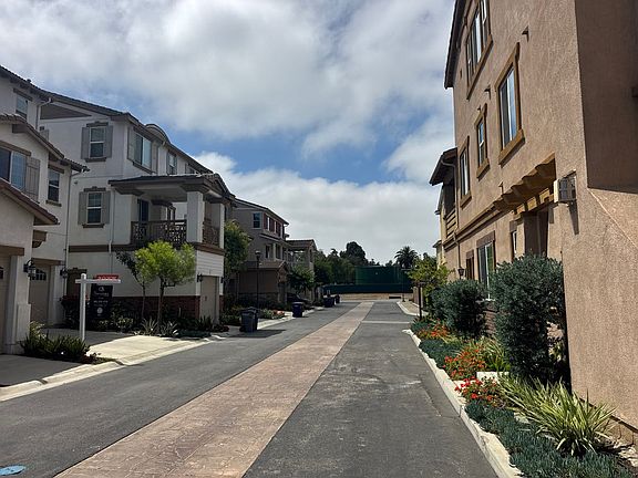 4th image of 2532 Quiet Sands Dr