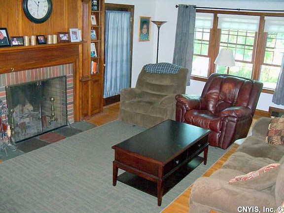 2nd image of 310 Highland Ave