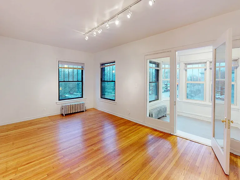 Dining/Living room