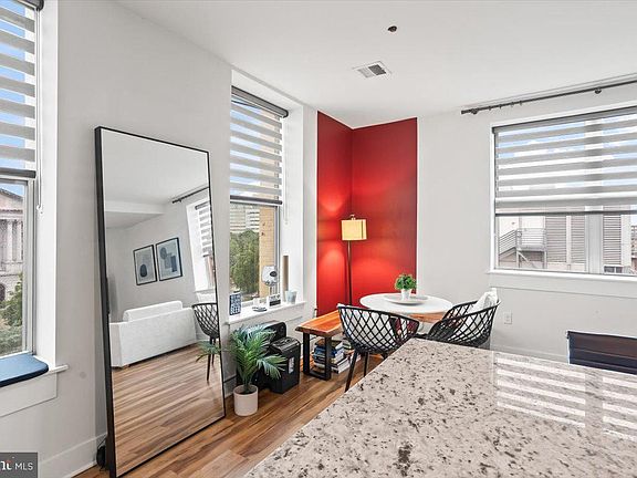 5th image of 231 State St #1805