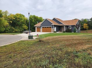 114 Acorn Ave, New London, MN 56273