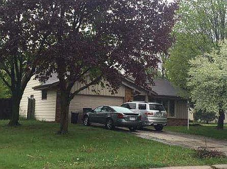 1st image of 826 Oxford Dr