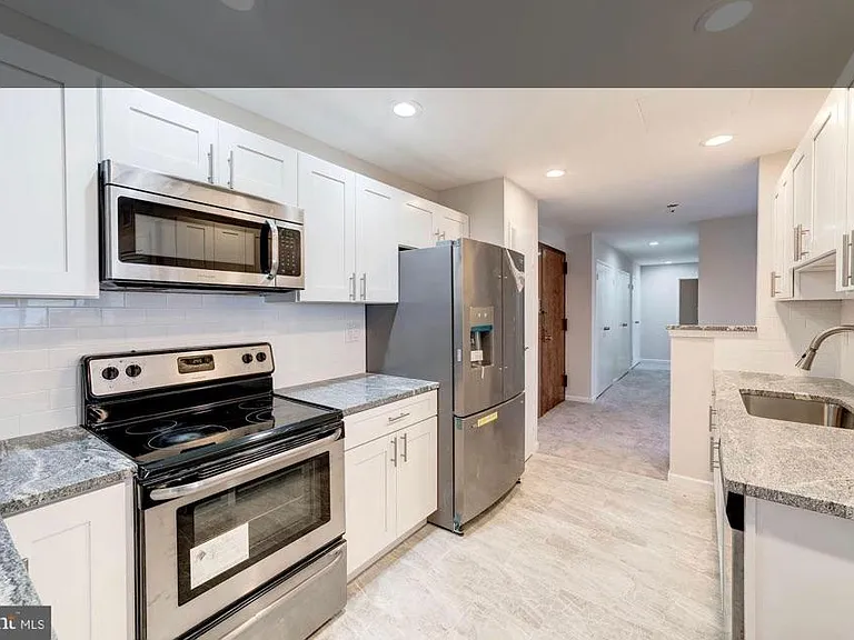 250 S Reynolds St #1505 — Photo 9