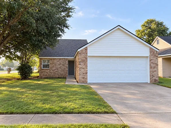 2425 Stonebridge Dr, Baton Rouge, LA 70810