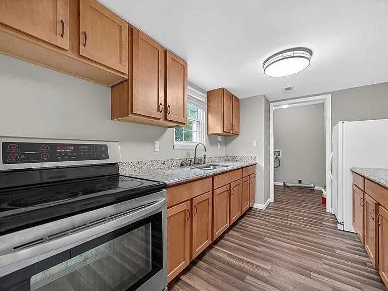 5316 Fayetteville Rd — Photo 17