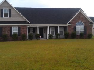 2004 Caviness St, Fayetteville, NC 28314