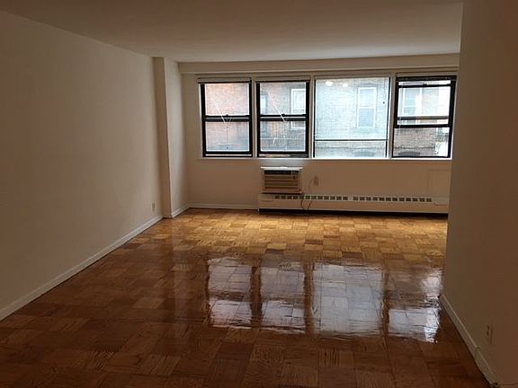 4th image of 435 W 57th St APT 3S