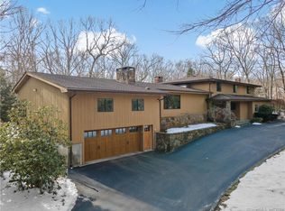 160 Deer Ln, Guilford, CT 06437