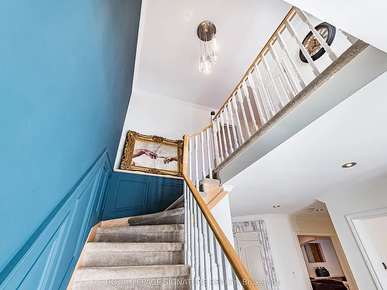 5571 Spangler Dr — Photo 22