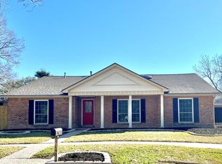16346 Havenpark Dr, Houston, TX 77059