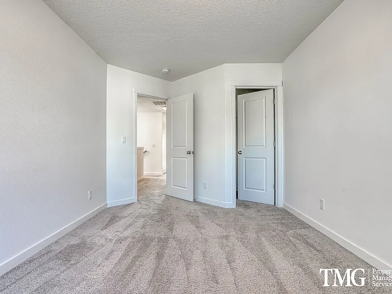 6853 N Montgomery Cir — Photo 27