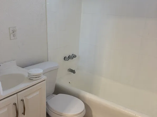 3339 1/2 Folsom St, Los Angeles, CA 90063