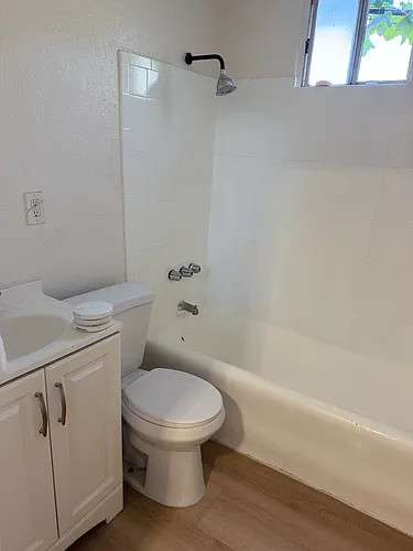 3339 1/2 Folsom St Photo 1