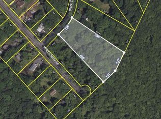 19 Black Cherry Ln, East Stroudsburg, PA 18301