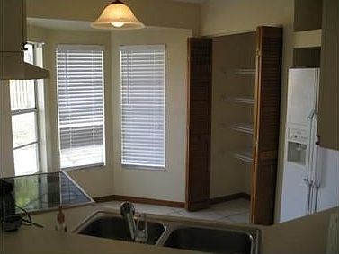 4th image of 4541 SW Babylon St