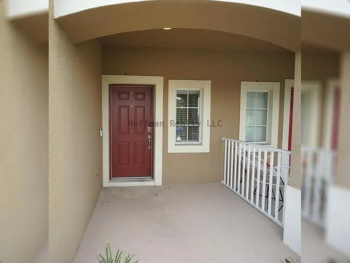 3 bed, 2.5 bath, 1400 sqft, $1,850 — Photo 2
