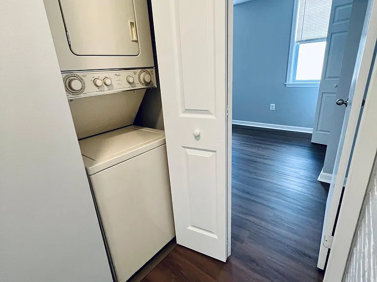 837 Hollins St #3A — Photo 9