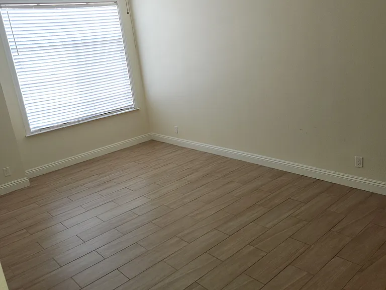 large master bedroom