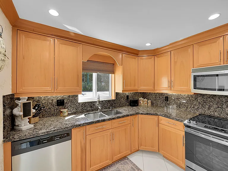 1702 S Ocean Blvd #1 — Photo 16