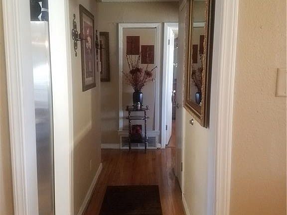 5th image of 10849 Benbrook Dr