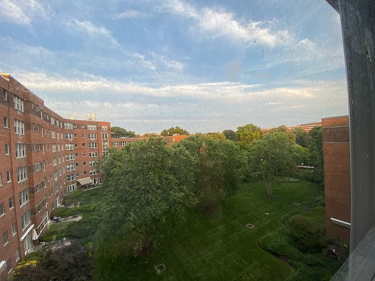 2500 Q St NW #528 — Photo 8