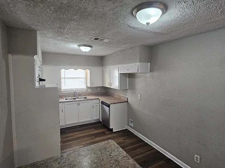 5458 Osprey Dr — Photo 9