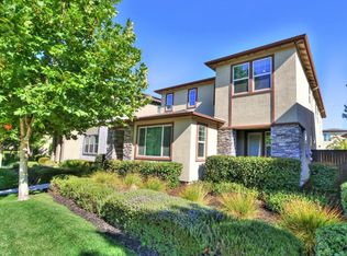 2940 Edgeview Dr, Sacramento, CA 95833