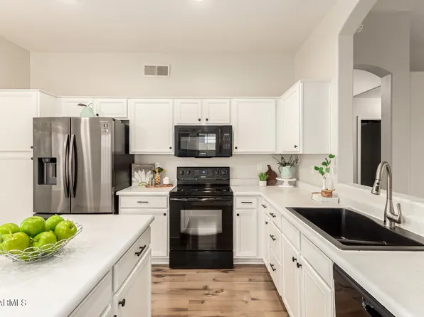 358 W LINDA Lane, Gilbert, AZ 85233