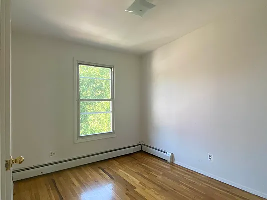 Rented by TheRealEstateCompany.com LLC | media 7