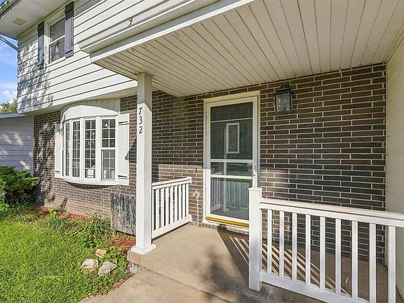 2nd image of 732 Perdock Ct