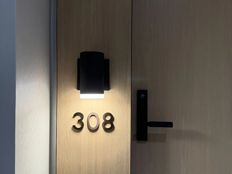 505 Glencairn Ave #308 — Photo 5