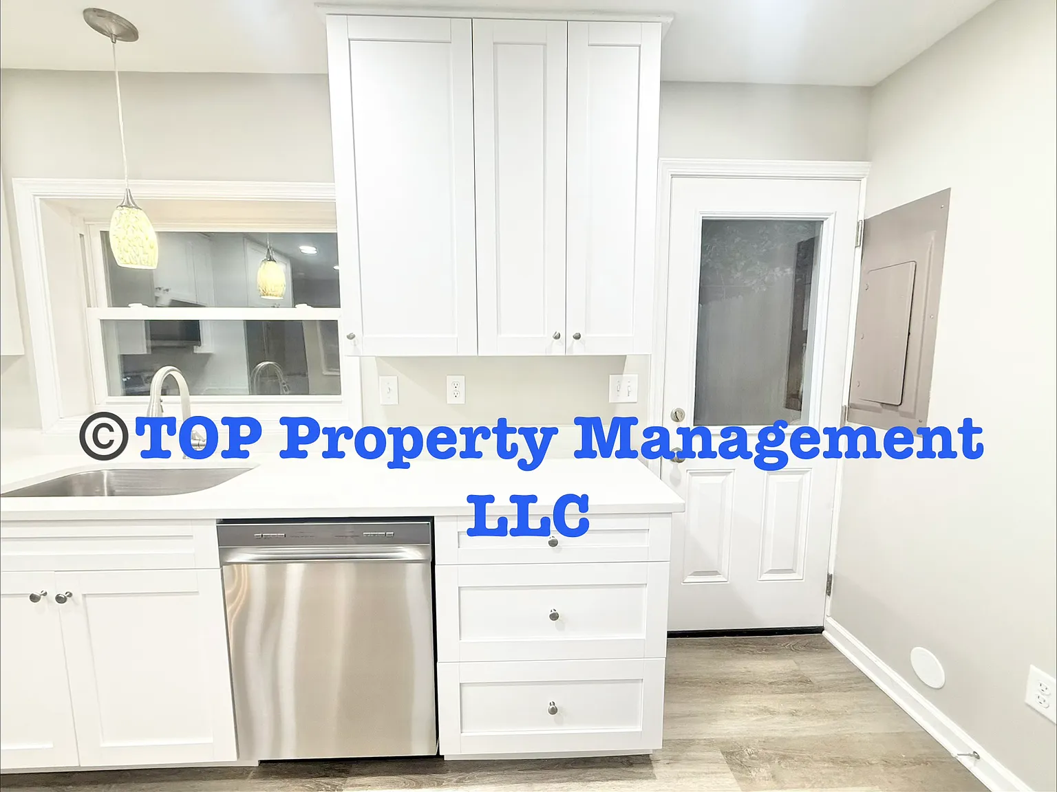 2 bed, 576 sqft, $1,700 — Photo 4