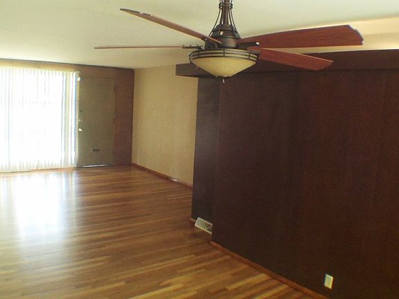 3rd image of 10548 Monarch Dr