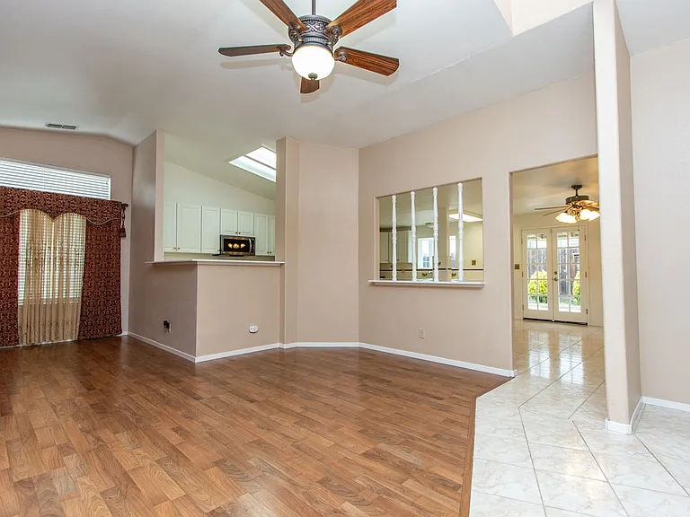 19526 Dover Dr — Photo 13