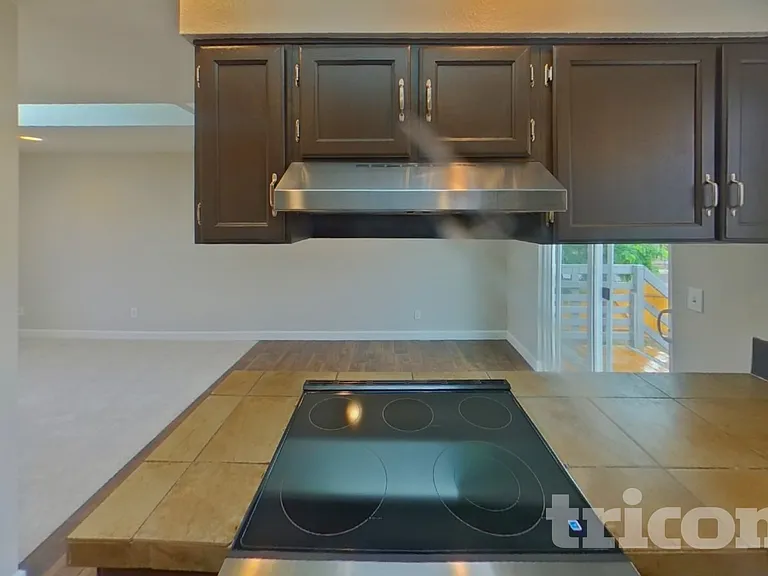 1105 Jet Wing Dr — Photo 5