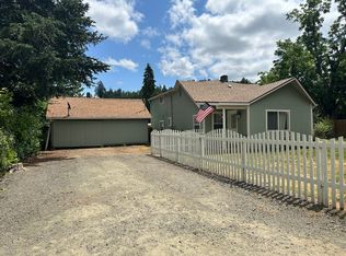 150 S 15th St, Cottage Grove, OR 97424