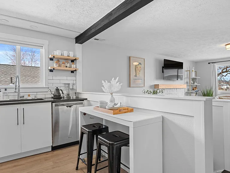 2219 N Atlantic St #D — Photo 10