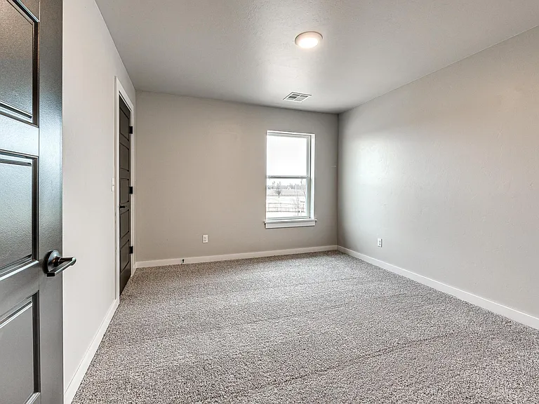 109 Carlow Way — Photo 47