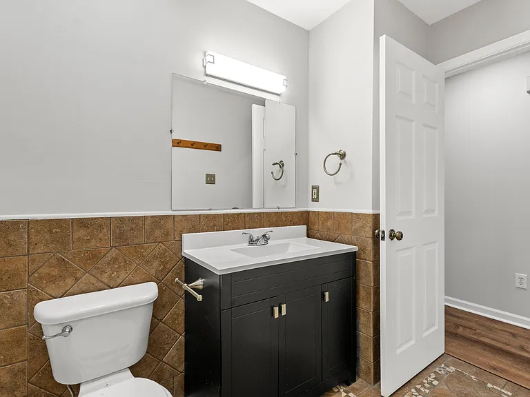 1576 Springfield Dr — Photo 13