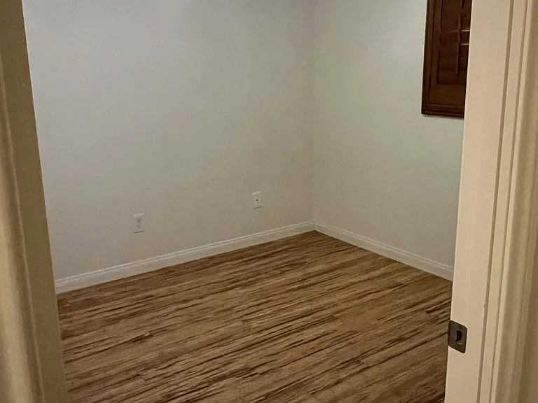 2683 Caulfield Dr — Photo 11