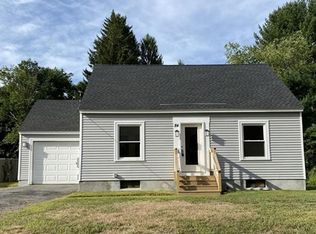 84 Sterling St, Lancaster, MA 01523