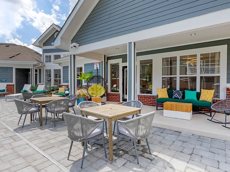 Galleria Village — Photo 17