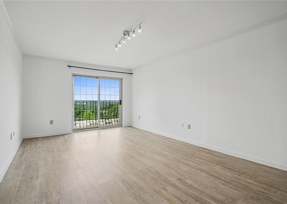 1st image of 199 14th St NE APT 1212