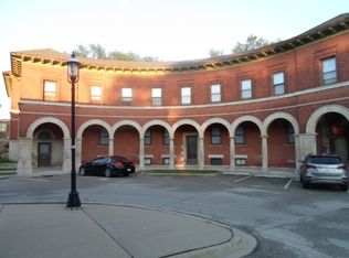 635 E 112th St, Chicago, IL 60628