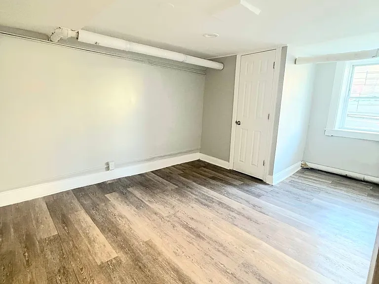 3 Fuller Pl #15 — Photo 5