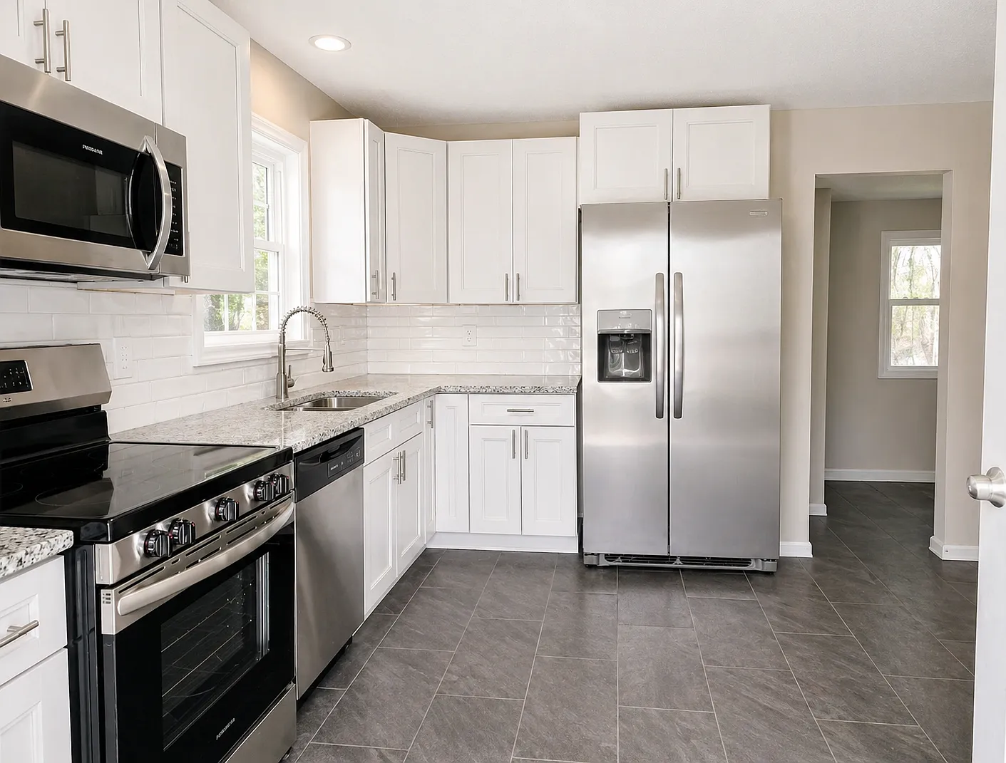4 bed, 3182 sqft, $2,900 — Photo 4